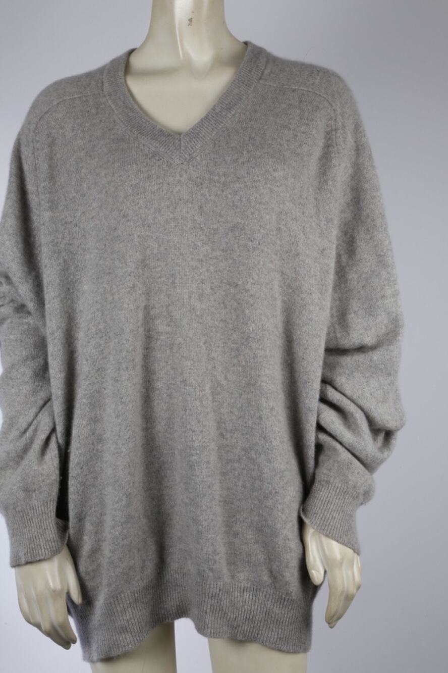 Vintage 100% Cashmere Sweater XL Gray V-Neck Two-Ply Yarns Oversized Pullover